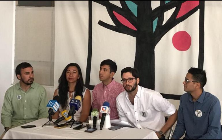 Kumamoto ofreció hoy una rueda de prensa en compañía de los candidatos independientes Rodrigo Cornejo, Pablo Montaño, Alberto Vale y Juana Delgado. TWITTER / @pkumamoto