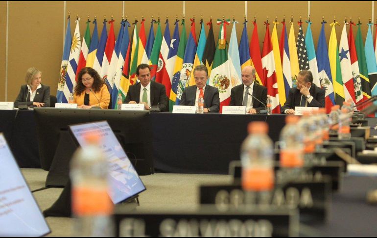 Ante jefes de delegaciones de los países miembros y el encargado de despacho de la PGR fueron expuestas las críticas cifras de muertes por arma de fuego en la región. TWITTER / @SRE_mx