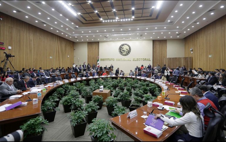 Ciro Murayama aprovechó para llamar a los ahora candidatos en campaña a acatar las reglas en el reporte de ingresos y egresos, para evitar ser penalizados. SUN / L. Cortes