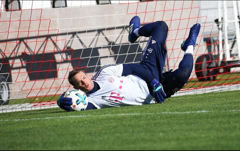 Todo apunta a que Neuer estará a tiempo para disputar el Mundial, en el que podría jugar contra la Selección Mexicana. TWITTER / @FCBayernEN