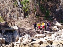 La joven fue trasladada a la clínica 10 del IMSS en Puerto Vallarta. ESPECIAL/