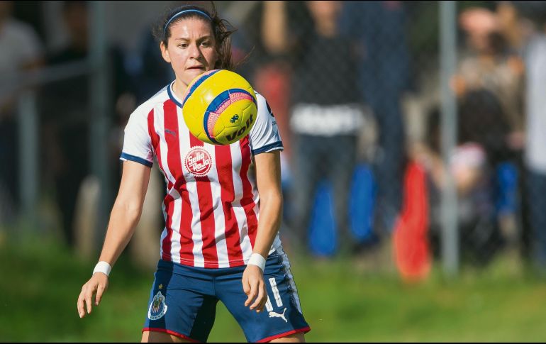 Norma Palafox esperar aportar en el área rival para la clasificación. ESPECIAL