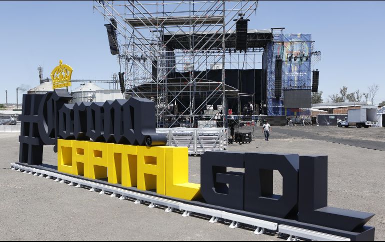 Los escenarios aún siguen en montaje. EL INFORMADOR/G. Gallo