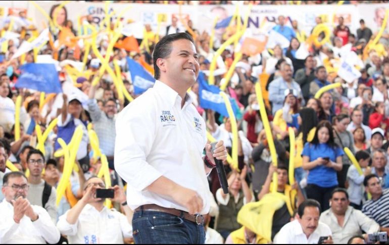 El presidente del PAN participó en un evento en Tijuana acompañado de los candidatos a senadores y diputados de su partido. TWITTER / @damianzepeda