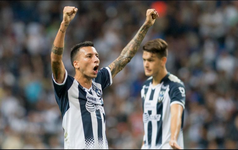 Leonel Vangioni festeja el final del encuentro donde Monterrey derrotó a los Pumas de la UNAM. EFE / M. Sierra