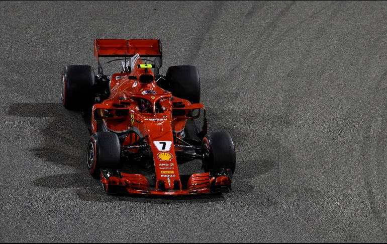 Räikkönen iba tercero en la carrera antes de abandonarla tras el accidente. AP/L. Bruno