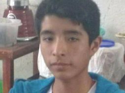 La madre del menor señala que profesores y directivos deben explicar por qué permitieron salir a un estudiante de secundaria. FB/ Dennis Gonzalez