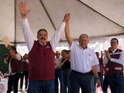 “Quiero entenderme con un gobernador como Carlos Lomelí. Les pido que el voto sea parejo y que nos den la confianza por completo”. FACEBOOK/DrCarlosLomeli