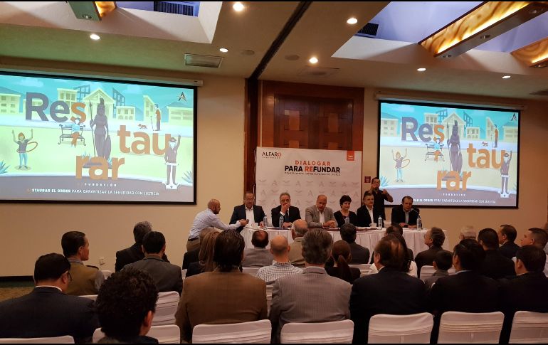 Alfaro presentó su propuesta en una reunión ante empresarios del Estado. EL INFORMADOR / R. Rivas