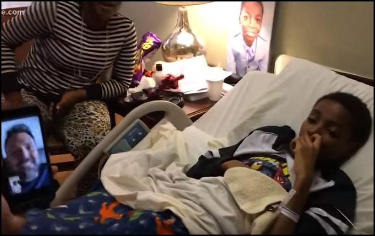 Affleck escribió en Twiiter que es un gran admirador de Mukuta. YOUTUBE /  11Alive