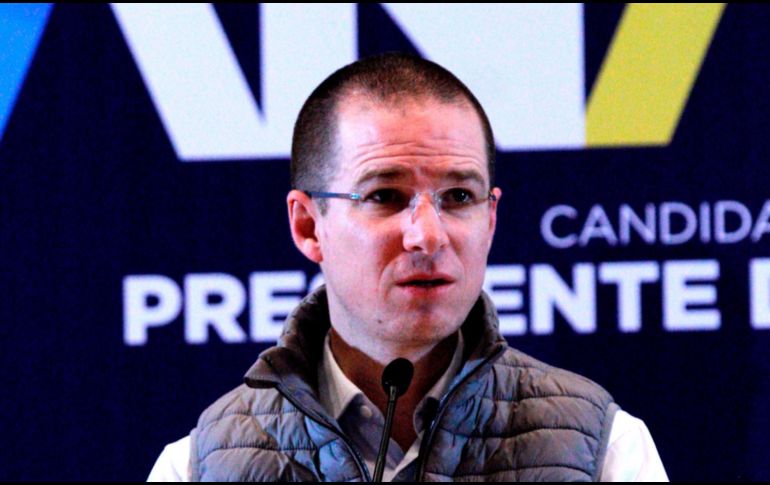 El chofer ofreció como reparación del daño a la Unidad de Inteligencia Financiera de la SHCP, la entrega de la nave industrial adquirida por Manuel B. a la familia de Ricardo Anaya.  NTX / J. Lira