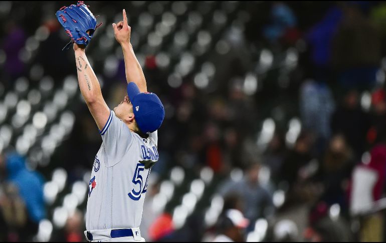 Roberto Osuna. El mexicano lanzó ayer una entrada completa en la que no recibió daño. AFP