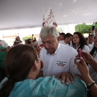Peña Nieto mandó incluir a "El Bronco" en boleta: López Obrador