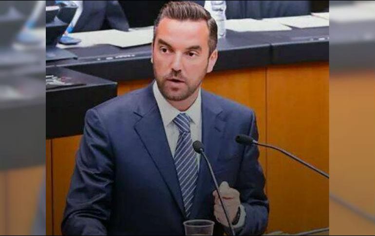 Lavalle Maury es identificado como uno de los legisladores rebeldes, por estar fuera del área de influencia de Anaya Cortés. FACEBOOK / Jorge Lavalle Maury