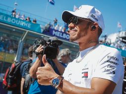 El actual campeón del mundo llega a un escenario en el que el año pasado dominó a placer. Hamilton espera que Vettel no se le escape en la carrera por el título mundial. EFE/D. Azubel