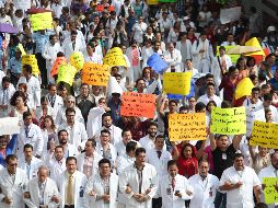 Los médicos de los hospitales civiles están por definir las acciones a seguir en apoyo a su colega oaxaqueño y su proceso judicial. EL INFORMADOR/Archivo