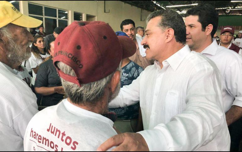 Lomelí visitó los municipios de Autlán de Navarro, El Limón y el Grullo. TWITTER / @DrCarlosLomeli