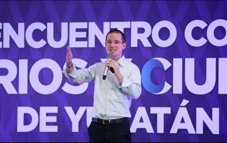 El panista estuvo de visita en Mérida, conde hizo un compromiso de congruencia total. SUN / A. Ojeda