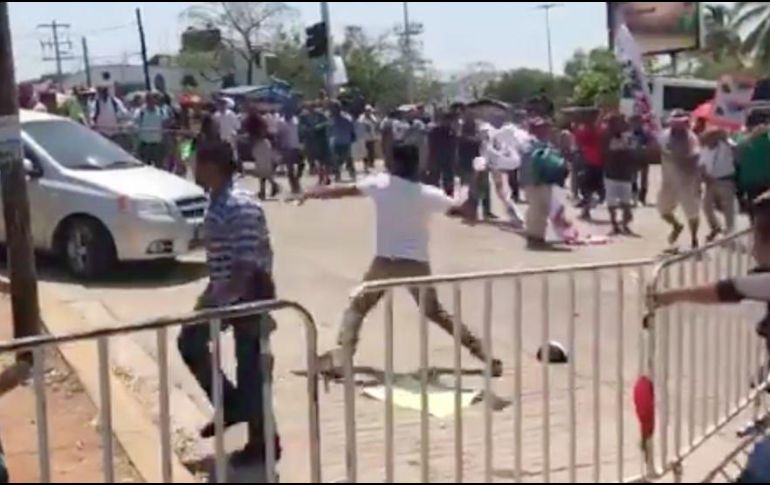 El Revolucionario Institucional condenó los actos de violencia cometidos por miembros del organismo sindical. TWITTER / @aurelionuno