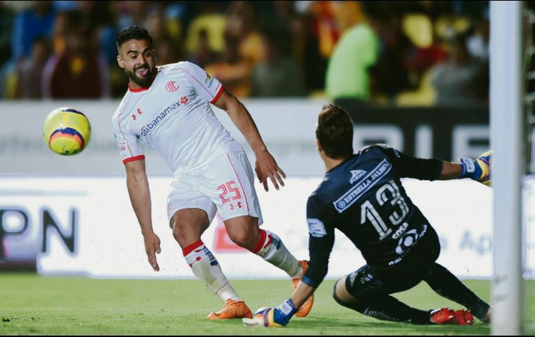 Pedro Alexis Canelo. El jugador dio el triunfo al Toluca en los últimos minutos del partido contra Morelia. MEXSPORT