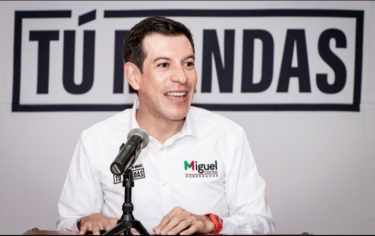 “Solamente en Jalisco se vuelve un tema polémico alguien propone nuevas oportunidades para los jóvenes”, aseveró el candidato. TWITTER / @micasrey