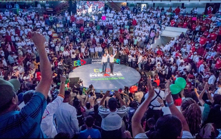 Meade estuvo junto al candidato a la gubernatura de Jalisco, Miguel Castro. TWITTER / @micasrey