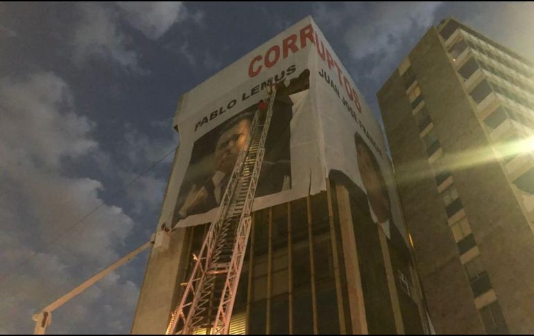 Chocan Guadalajara y empresa por espectaculares