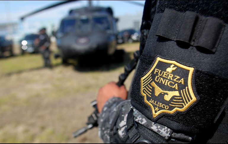 Helicópteros de le Marina abrieron fuego durante la madrugada de hoy, lunes 16 de abril, contra contra unidades de la Fuerza Única que investigaban el asesinato del presidente municipal de Jilotlán de los Dolores. NTX / ARCHIVO