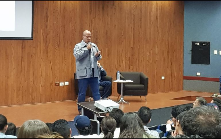 El contendiente a la gubernatura visitó el Tecnológico de Monterrey para dialogar con la comunidad de dicha institución.  EL INFORMADOR / R. Rivas