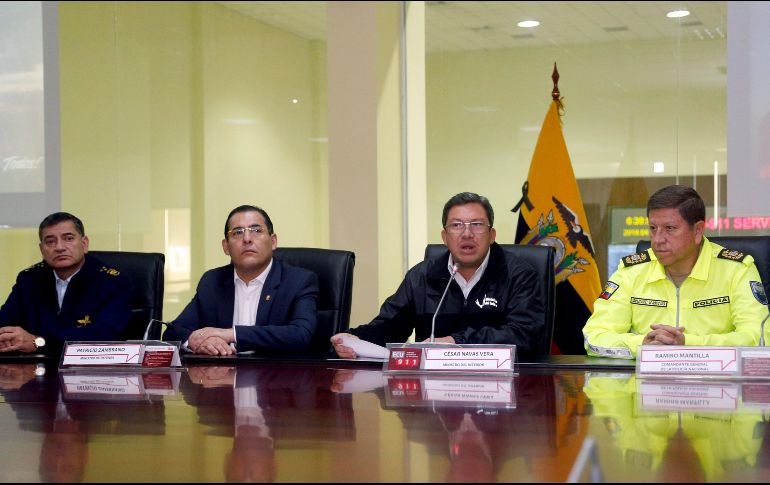 ''A través del canal de comunicación con alias Guacho (líder de los captores) nos he llegado información sobre un nuevo secuestro de dos ciudadanos'', informó César Navas, ministro del Interior. AFP / C. Vega