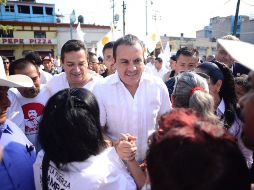 Blanco Bravo acusado de firmar un contrato de prestación de servicios con el PSD por el que habría cobrado siete millones de pesos para ser candidato. TWITTER / @cuauhtemocb10