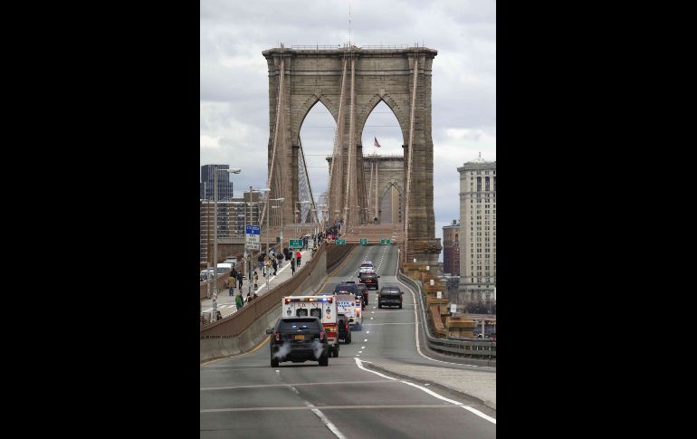 La caravana de vehículos que transporta al narcotraficante mexicano Joaquín 