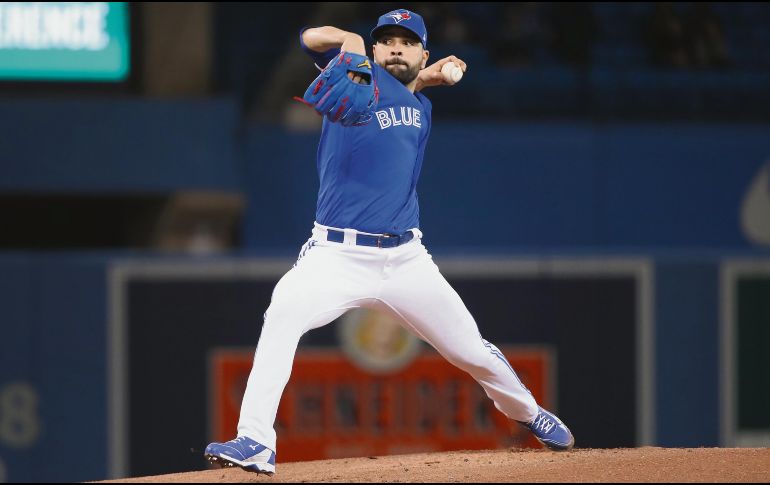 Jaime García durante el partido, que Toronto ganó por 11-3. AFP