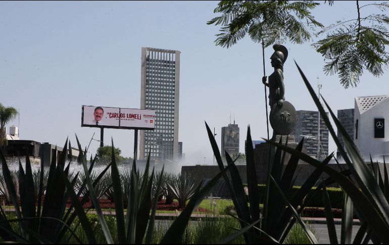 La responsabilidad de la pantalla que se muestra en la imagen es de la agencia contratada para publicitar al candidato, aseguró el equipo de Carlos Lomelí. EL INFORMADOR/A. Camacho