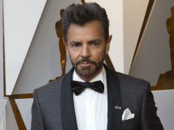 Usuarios criticaron que Victoria Ruffo haya quedado excluida de la foto de Eugenio y José Eduardo. AP / ARCHIVO