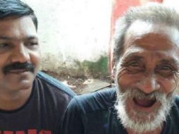 Los familiares de Khomdram Gambhir Singh lo reconocieron y contactaron con la policía de Imfal, quien los reunió este jueves. ESPECIAL /