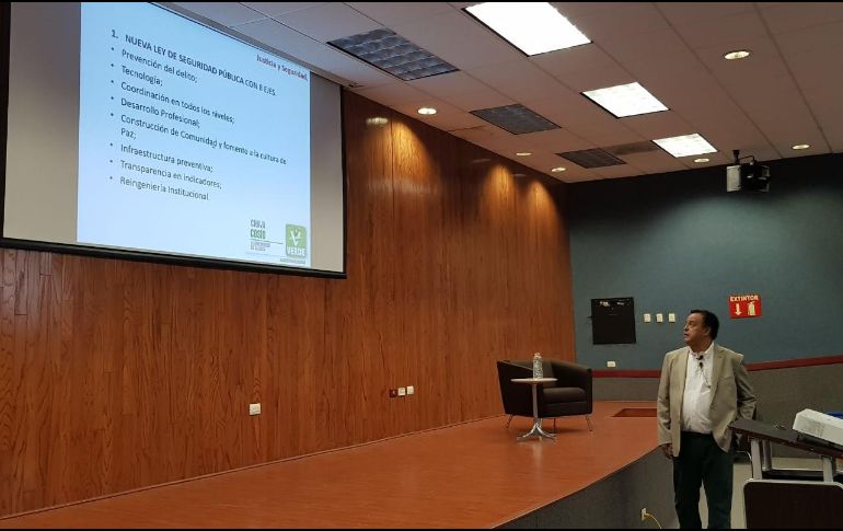 El candidato precisó que en primera instancia el mecanismo se buscaría para para las escuelas del sector público, pero con miras a que, por medio de cabildeo, pudiera aplicarse también en otras instituciones. EL INFORMADOR/ T. Villaseñor