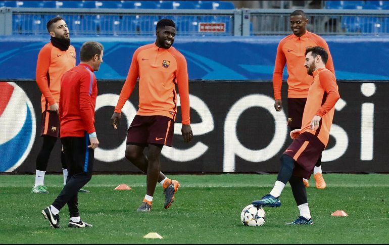 Piqué, Busquets, Iniesta y Messi están cerca de igualar a Joan Segarra, el blaugrana que más copas ha ganado. AP