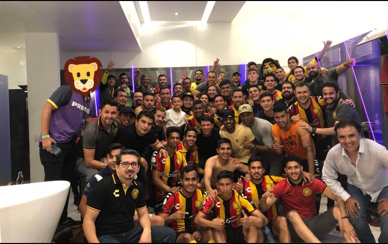 El entrenador aprovechó para agradecer a la directiva por el apoyo, ya que con haber llegado a la final se cumple en tiempo lo que se había proyectado. TWITTER /  @LeonesNegrosCF