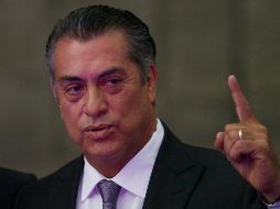 El candidato fue interrogado por la periodista Azucena Uresti, sobre si la propuesta era real o en sentido figurado, aseguró que era una propuesta real. AP/ M. Ugarte