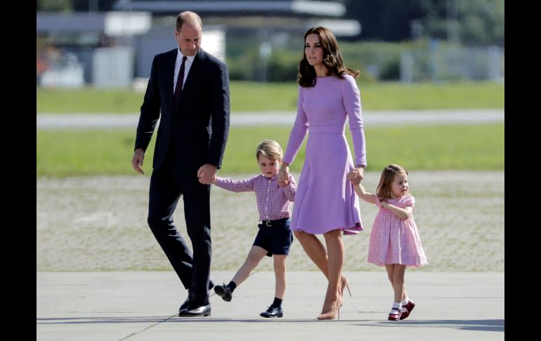 Se trata del tercer hijo de la pareja y quinto en la línea sucesoria al trono de Isabel II. EFE/ARCHIVO