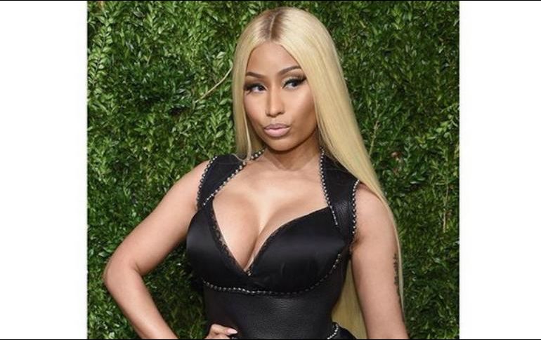 Nicki Minak es conocida por subir fotografías con poca ropa y por sus atrevidos cambios de look. INSTAGRAM / nickiminaj