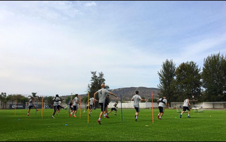 El equipo del Toronto se cuida de no ser observado hasta el día que encare al Guadalajara en la final de vuelta de la Liga de Campeones de la Concacaf. TWITTER / @torontofc