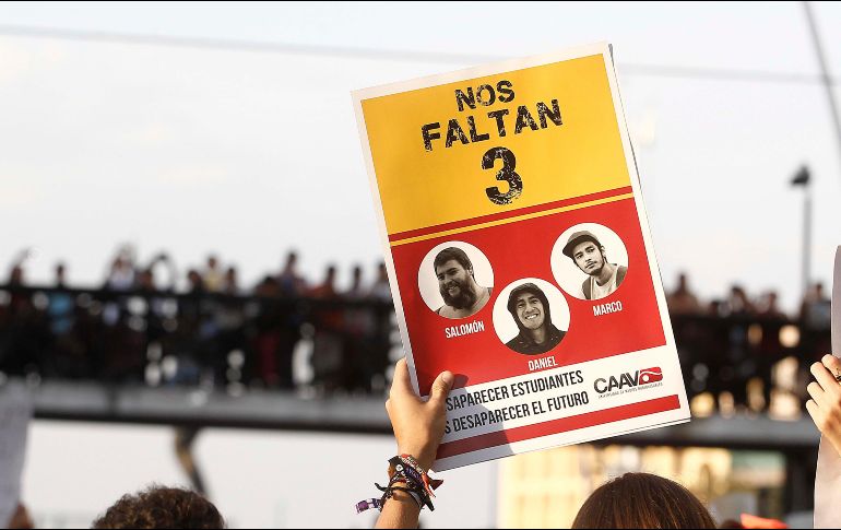 La Fiscalía informó que los estudiantes desaparecidos fueron asesinados y sus cuerpos disueltos en ácido. EL INFORMADOR / ARCHIVO