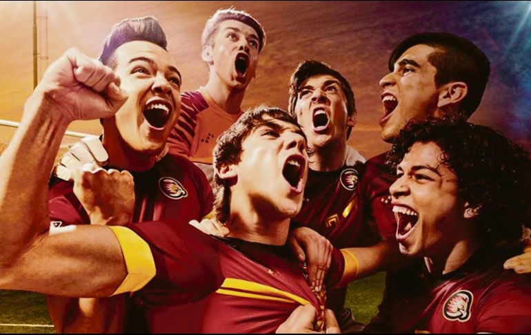O11CE. La serie de televisión retrata el drama futbolero y personal de cada uno de los deportistas. ESPECIAL