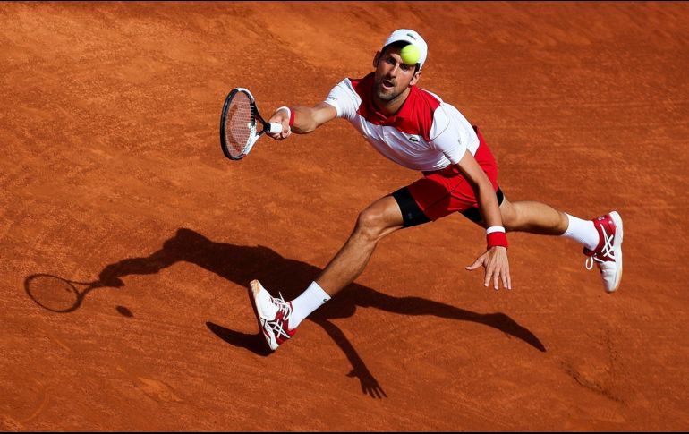 Djokovic sigue sin saber lo que es ganar en este torneo pues, en 2006, en su otra participación, también cayó en su primer juego. EFE / A. García
