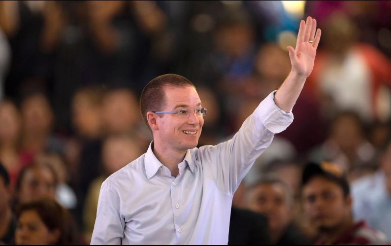 De acuerdo con las investigaciones de la PGR, la empresa de Manuel B. compró en 54 millones de pesos una nave industrial a Anaya Cortés. EFE / F. Guasco