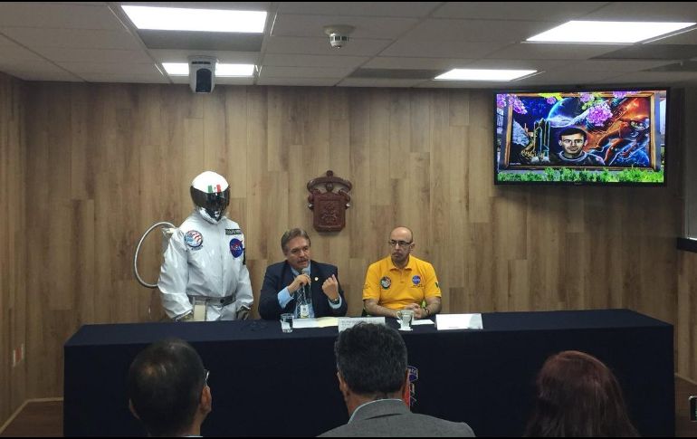 Precisó además que los jóvenes tienen la obligación de informarse y 