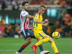 Los seguidores del América recriminan a Pizarro el haberse escondido para lanzar sus insultos a las Águilas.MEXSPORT/ARCHIVO