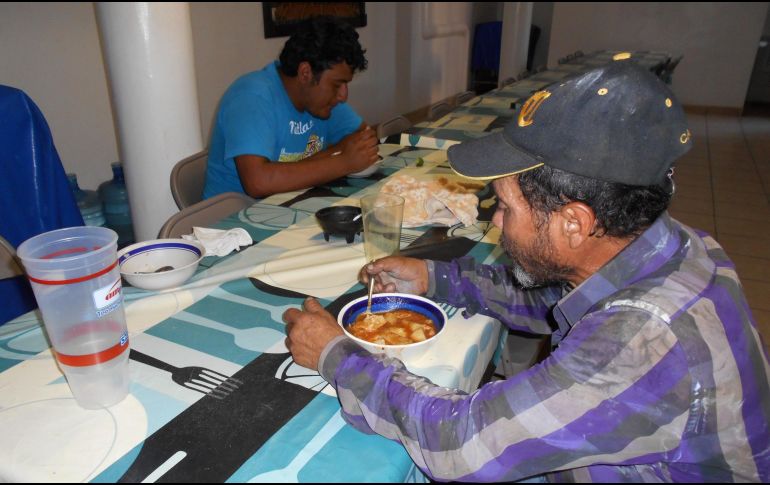 Los migrantes tienen como objetivo solicitar asilo humanitario en Estados Unidos ante la violencia que existe en sus países de origen, principalmente por las pandillas.  NTX/ ARCHIVO